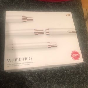 Brand new T3 whirl trio curling wand